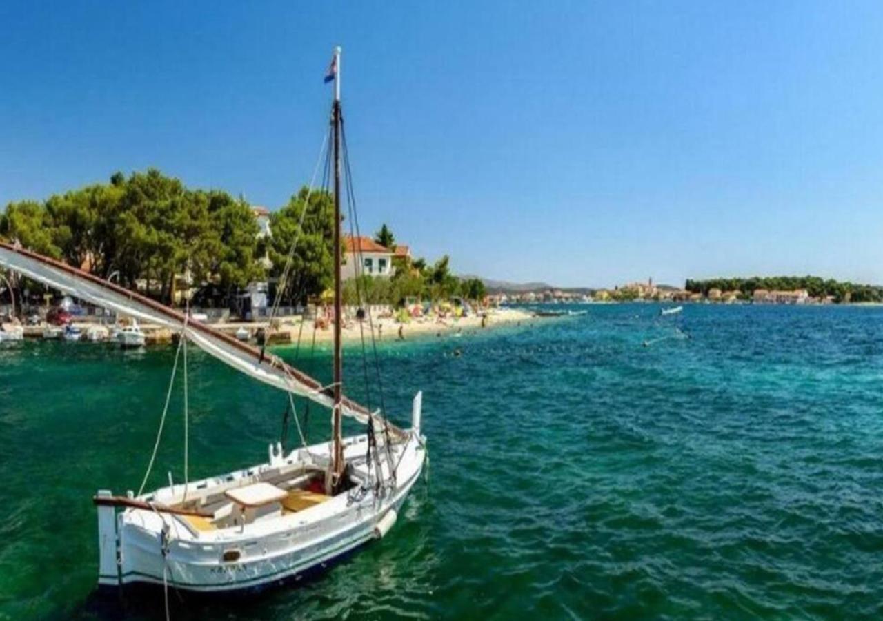 Luxury Beach Apartment W Sunset Sea Views Šibenik Buitenkant foto