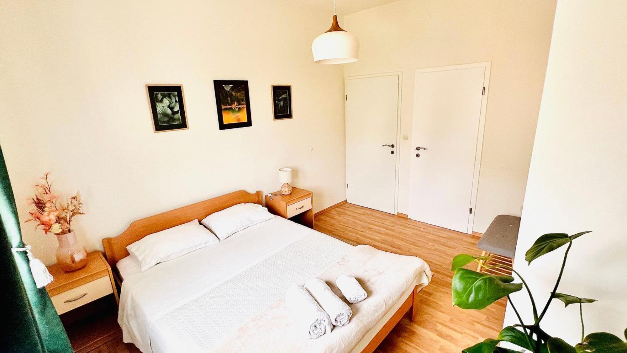 Luxury Beach Apartment W Sunset Sea Views Šibenik Buitenkant foto